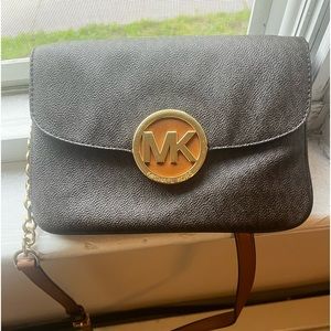 Michael Kors cross body